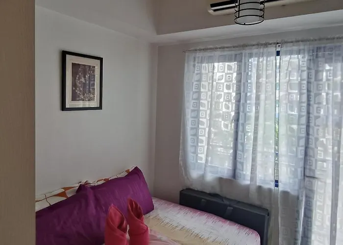 Amigo's Place At Sea Residences Manila